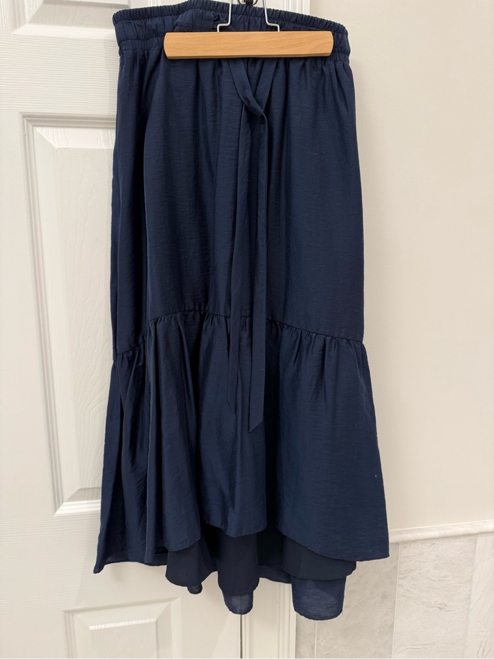Club Monaco Navy Tiered High-Low Maxi Skirt